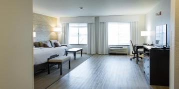 Sold Holiday Inn & Suites Off Market HTL - Image# 1